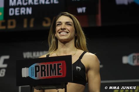 UFC news: Mackenzie Dern details career epiphany。